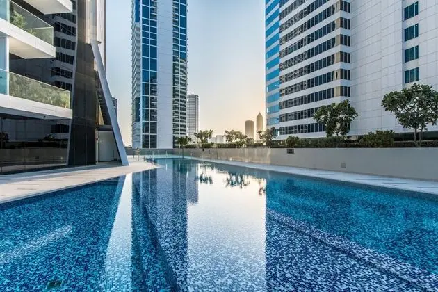 Business BAY - Marquise Square - Havuz