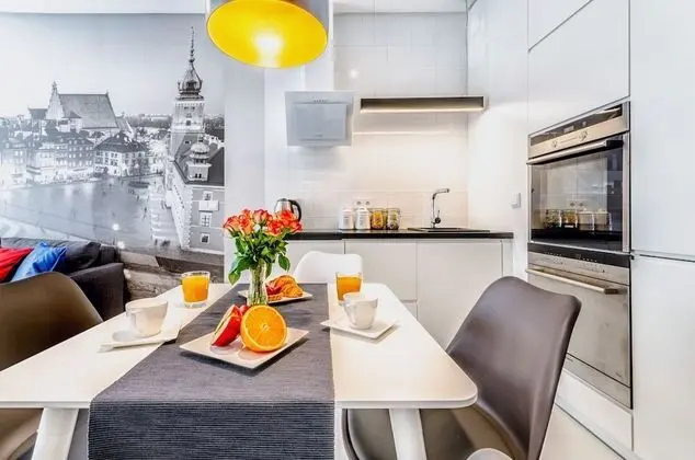 Business Center Phoenix Apartments