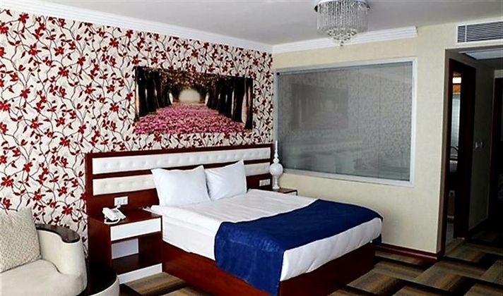 Business Grand HotelFotoğrafı