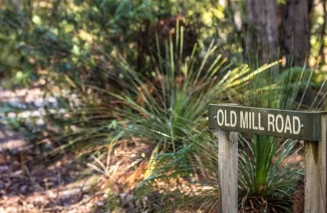 Bussells Bushland Cottages - Lobi