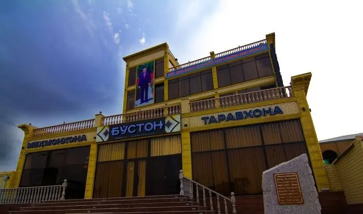 Hotel Buston - Dış Mekan