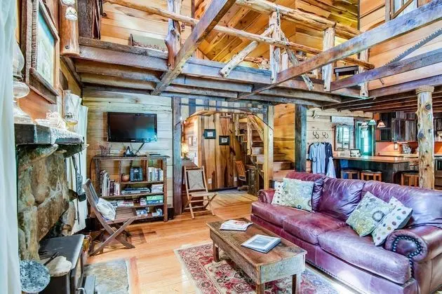 Butterfly Hollow B&B - Lobi