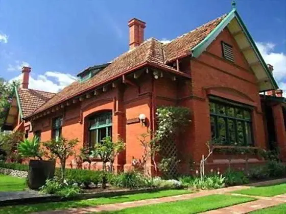 Buxton Manor