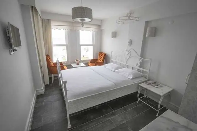 Büyükada Port Hotel