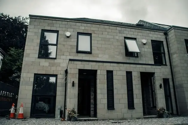 Bv Luxury 3 Bedroom Townhouse At Bed Cliff Oaks