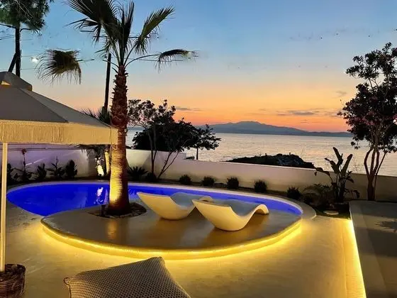 Byblos Aqua, The Amazing Sea Front Villa - Dış Mekan