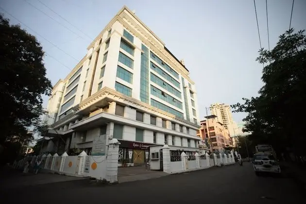 The Byke Suraj Plaza Veg Hotel, Thane - Dış Mekan