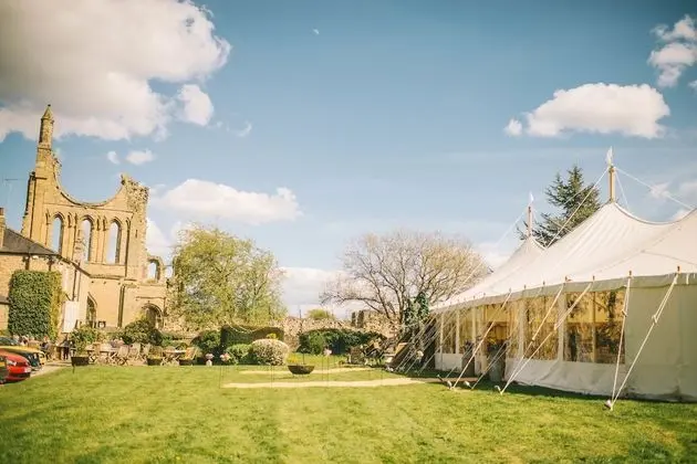 Byland Abbey Inn - Dış Mekan