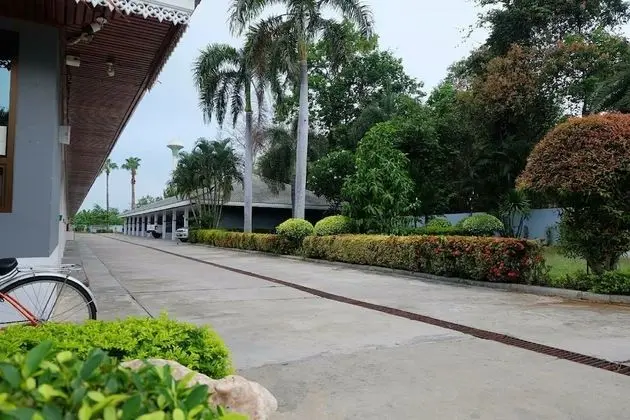 Bypass and Resort - İç Mekan