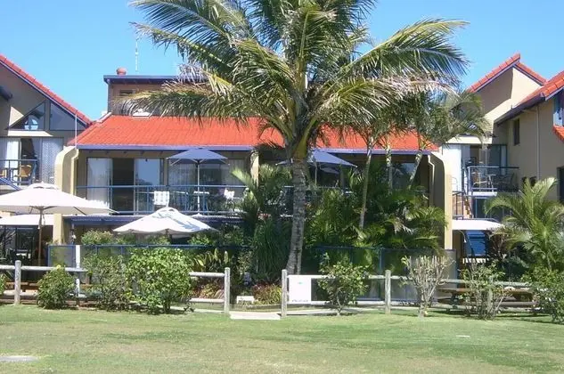 Byron Bay Beachfront Apartments - Dış Mekan