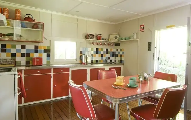 Byron Bay Cottages - Mutfak