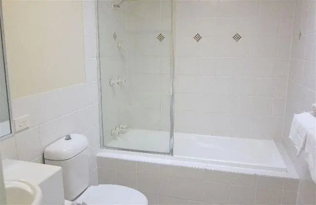 Byron Lakeside Holiday Apartments