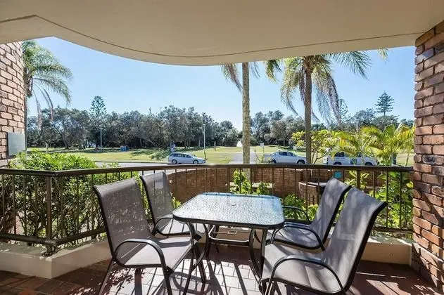 Byron Pacific Apartments