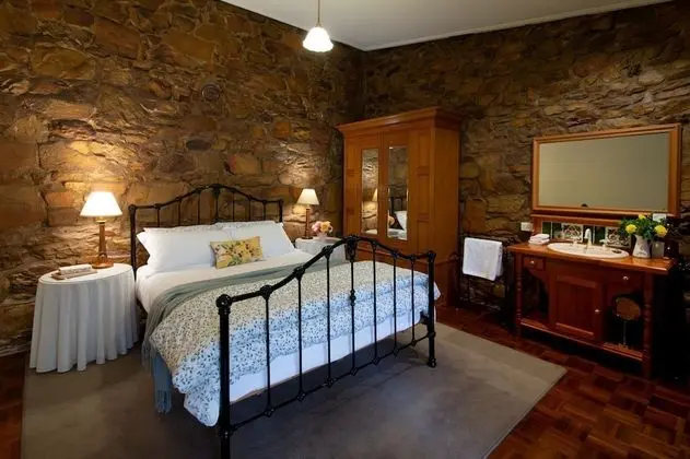 Byronsvale Vineyard and Accommodation - Oda