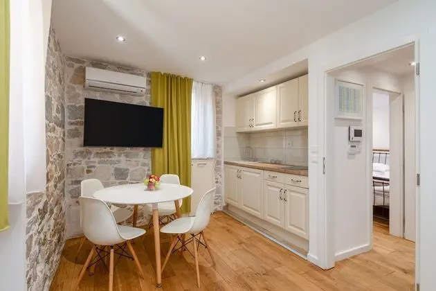 C - Beautiful Modern apt in the Heart of Split