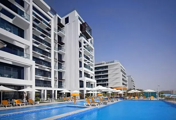 C Central Resort the Palm