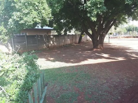 C - Land Guest House - Dış Mekan
