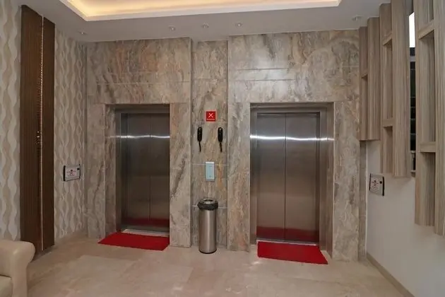 C-Pearls Hotel & Banquet - Lobi