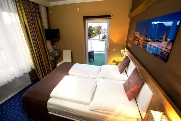 C&S Hotel - Oda