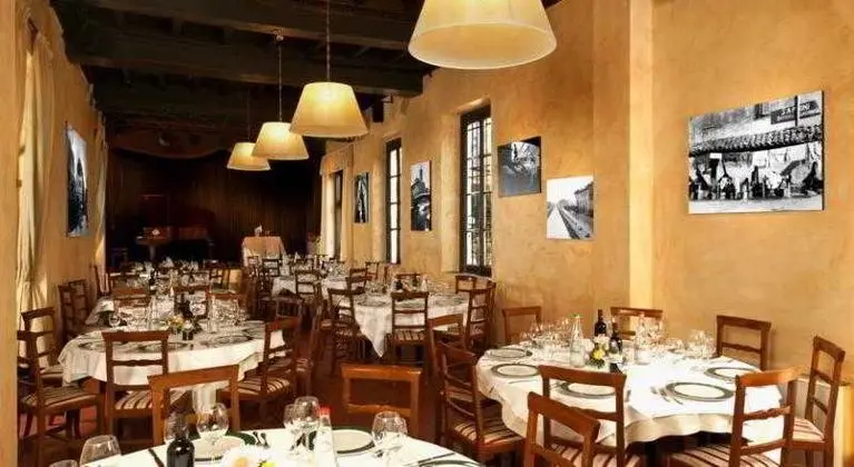 Ca' Bianca Hotel Corte del Naviglio