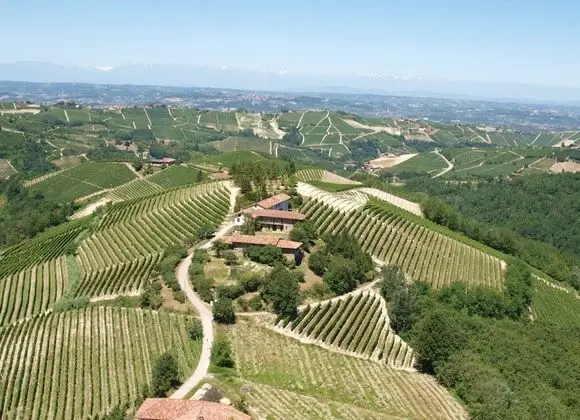 Ca der Forn the Bread Oven House in Cascina Bricchetto Langhe - Italy - Öne Çıkan Resim