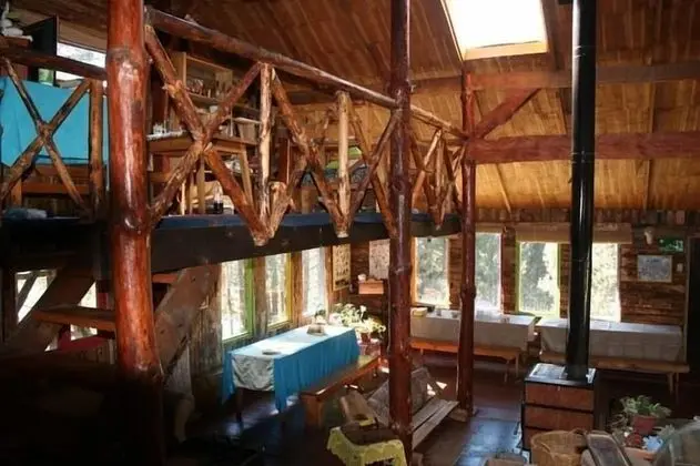 Cabaña y Hostal Salamandras