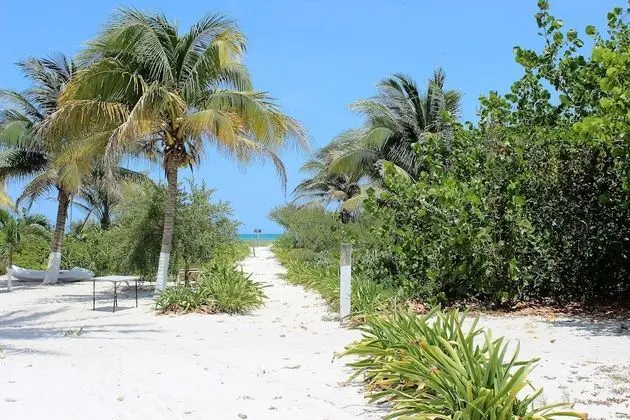 Cabañas El Cuyo - Plaj