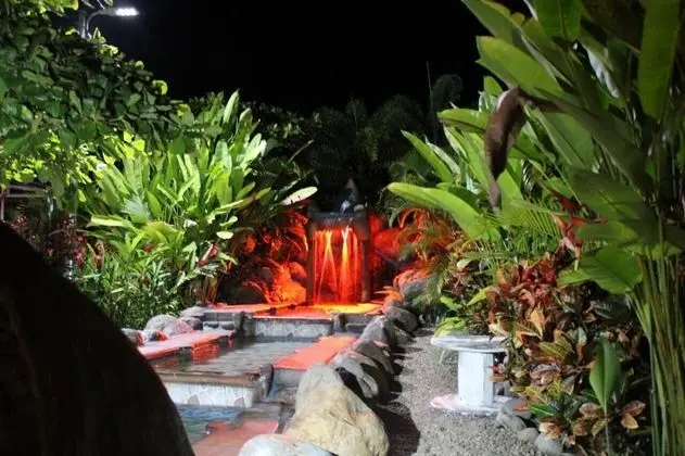 Cabañas Rio Escondido - Havuz