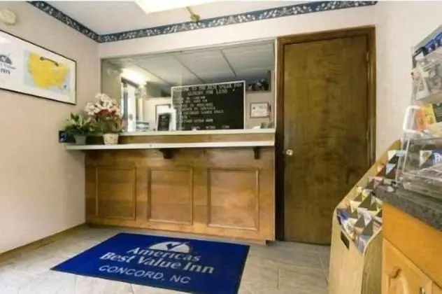 Cabarrus Inn - Lobi