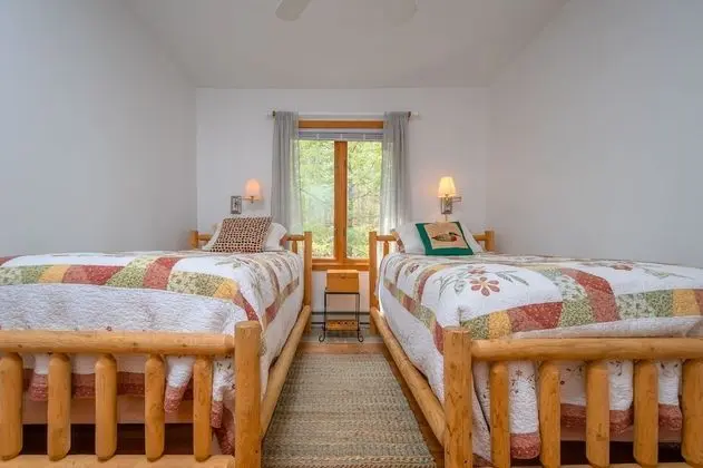 Cabin Dreams - Oda