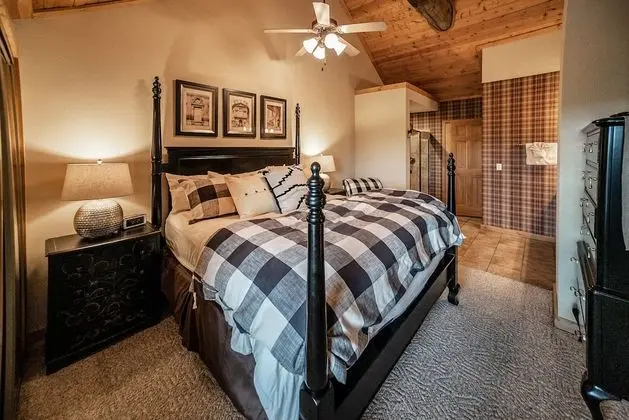 Cabins at Grand Mountain - Oda