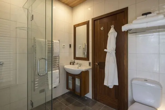 Cabot Lodge