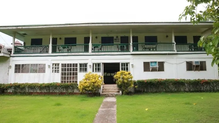 Cabua-an Beach Resort - Hostel - 1