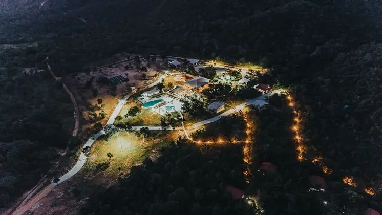Cachoeira Araras Resort