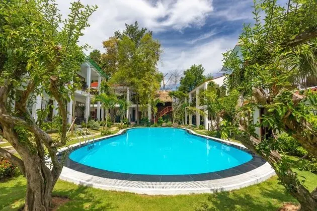 Caesar Phu Quoc Hotel - Havuz
