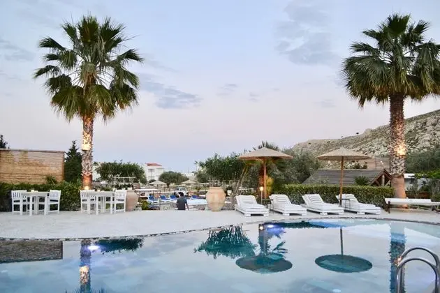 Caesars Gardens Hotel & Spa