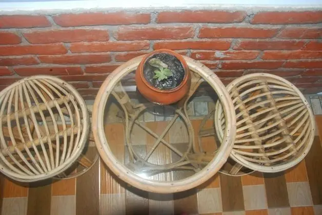 Cafe Beyond And Guest House - Yerinde Yemek