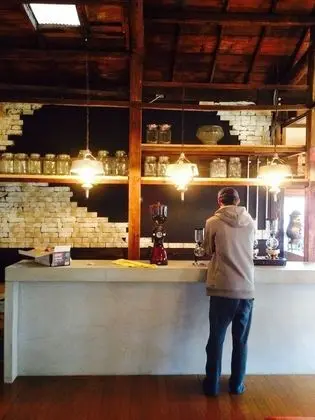 Cafe & Guest House SLAMs DUNKBURGER - Hostel - Yerinde Yemek