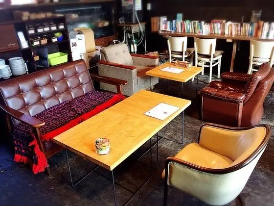 Cafe & Guest House sofarii - Hostel - Yerinde Yemek