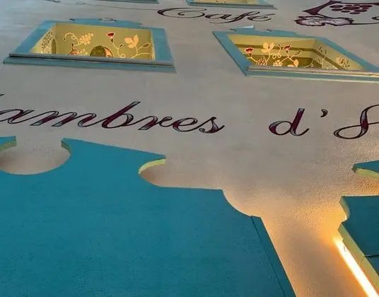 Café Quinson Chambres d'Hotes