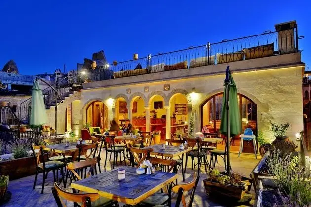 Caftan Cave Suites - Dış Mekan