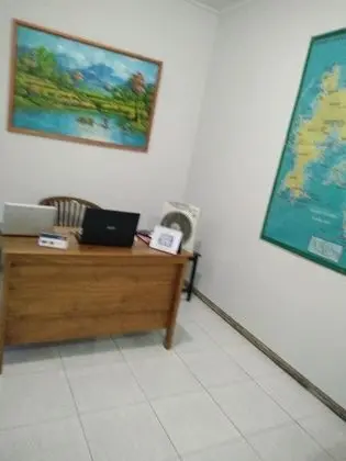 Cahaya Adrian Hotel - Lobi