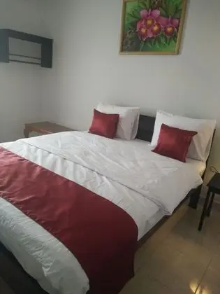 Cahaya Adrian Hotel - Oda