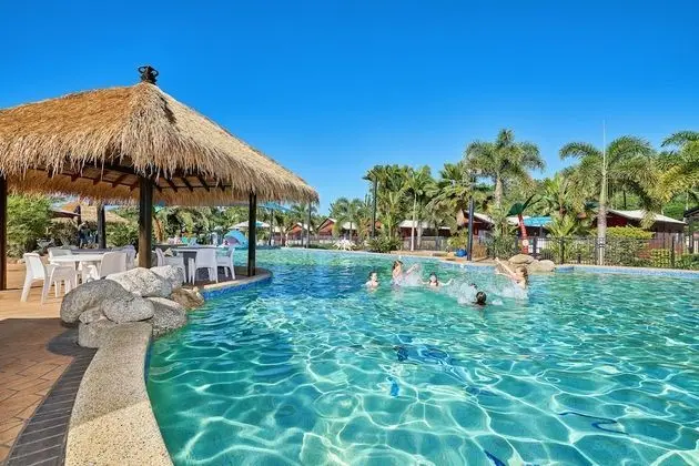 Cairns Coconut Holiday Resort - Havuz