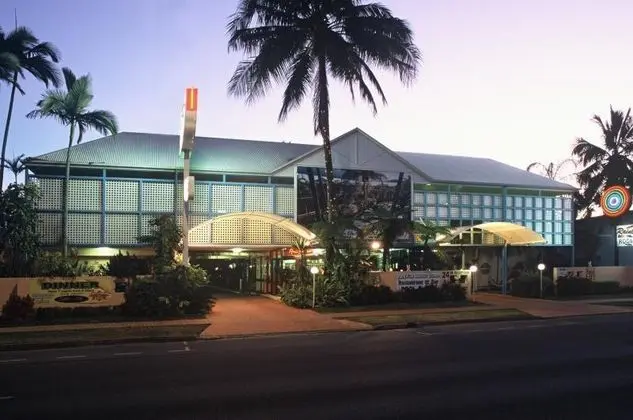 Cairns Rainbow Resort