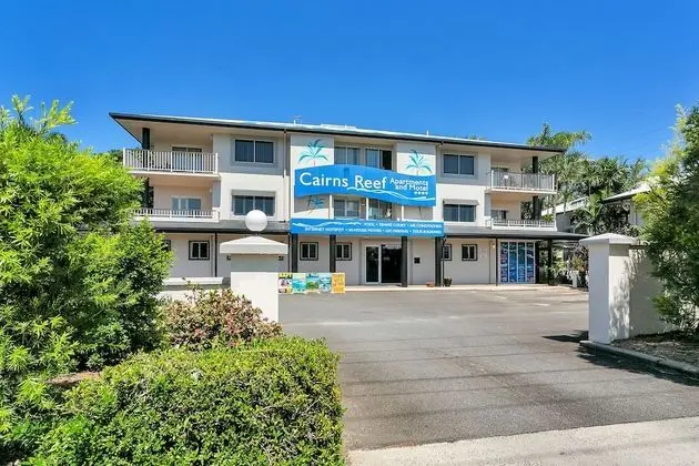 Cairns Reef Apartments & Motel - Dış Mekan