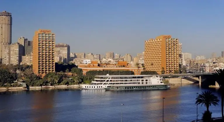 Cairo Marriott Hotel & Omar Khayyam Casino - Plaj