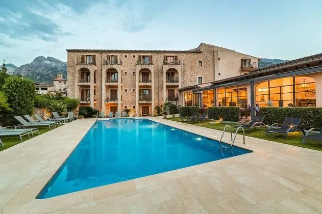 Hotel Ca'l Bisbe - Havuz