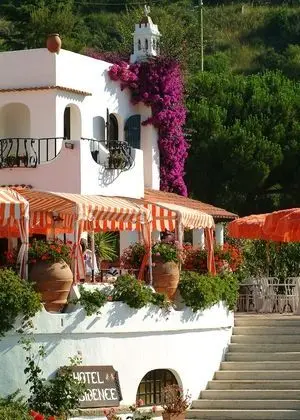 Hotel Cala di Mola - Dış Mekan