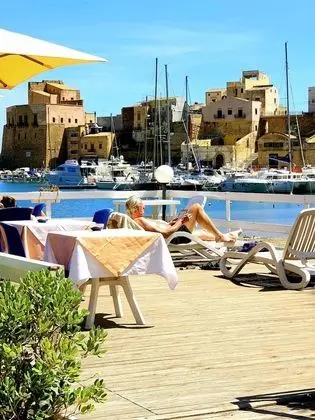 Hotel Cala Marina - Havuz